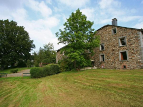 Quaint Cottage in Egb mont with Garden